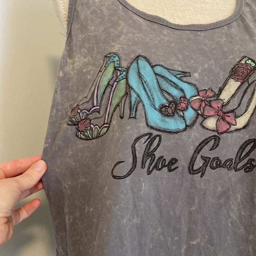 Disney Heather Gray Ariel Cinderella Belle Snow White Shoe Goals Tank Size L - Picture 2 of 11